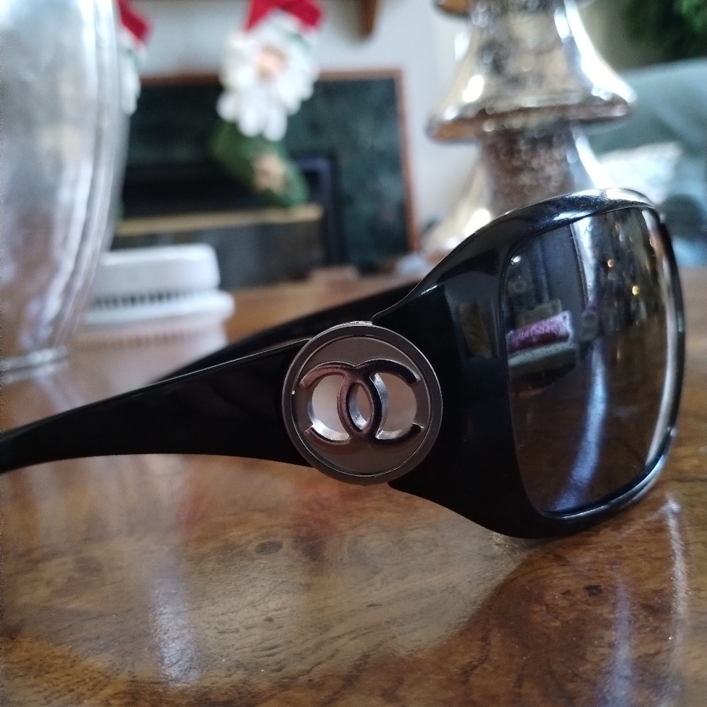 Chanel sunglasses